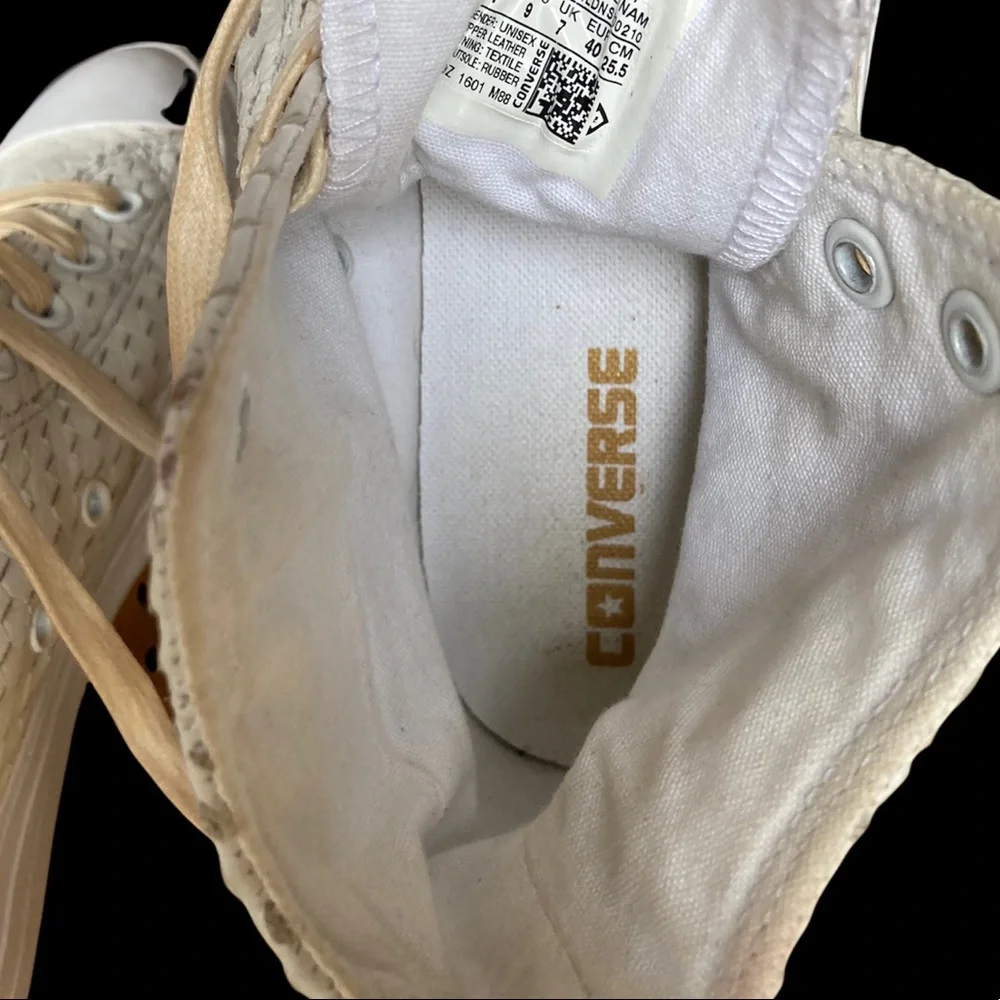 Converse Chuck Taylor All Star White Out Leather - Picture 10 of 13